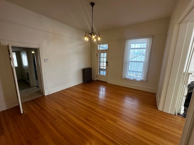 Photo - 428 Power St Unit 1