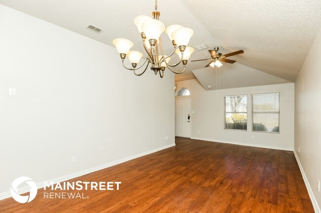 Photo - 822 Langford Dr