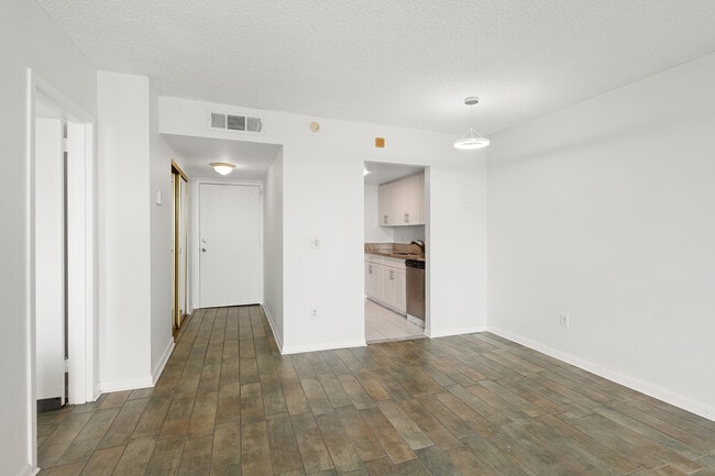 Photo - 2350 NE 135th St