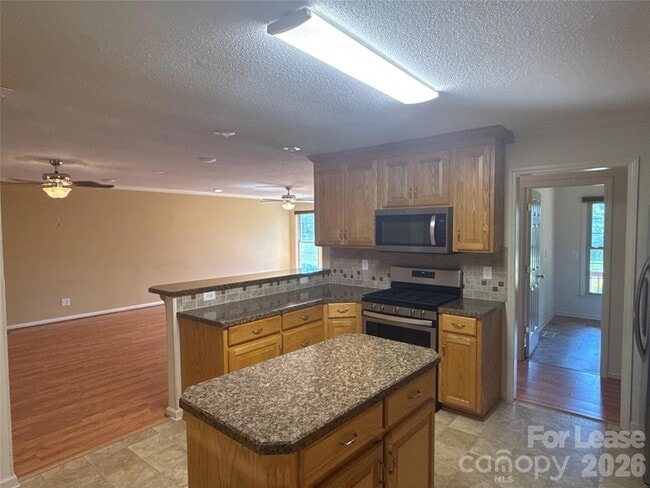 Photo - 1131 Kendrick Rd