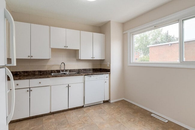 Photo - Parkland Townhomes