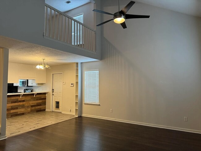 Photo - 1959 Shoreline Dr