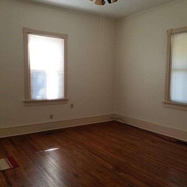 Photo - 2424 Birch Ave