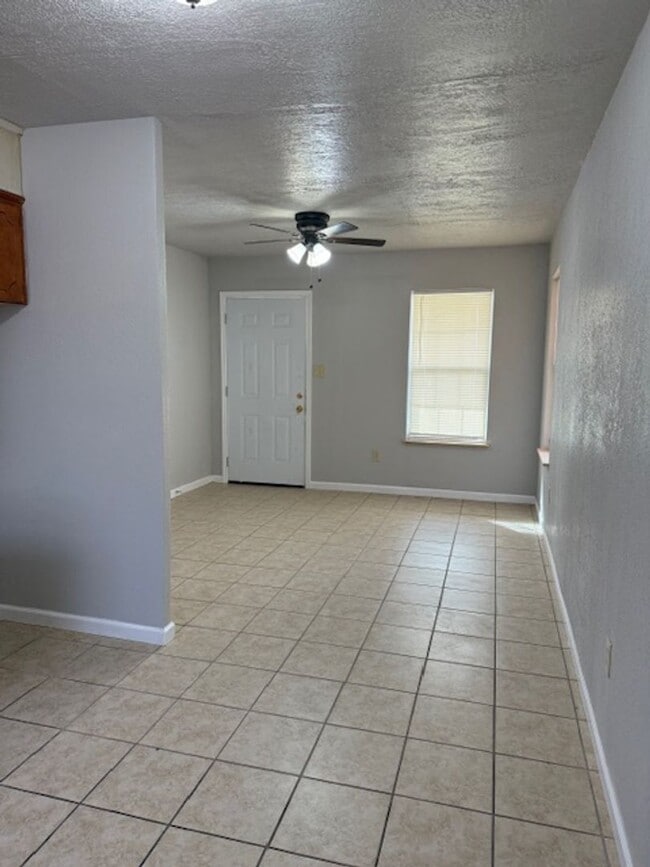 Photo - Super cute Home!