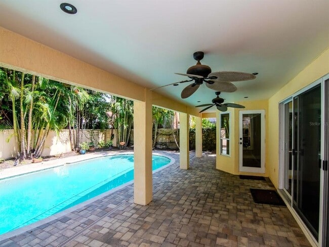 Photo - 165 Baltic Cir