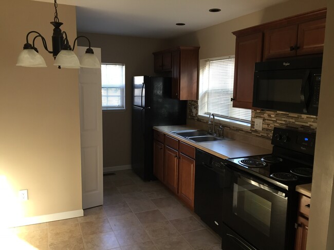 Photo - 109 Sunflower Aly Unidad 1