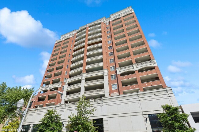 Photo - 828 W Grace St Condo Unit 810