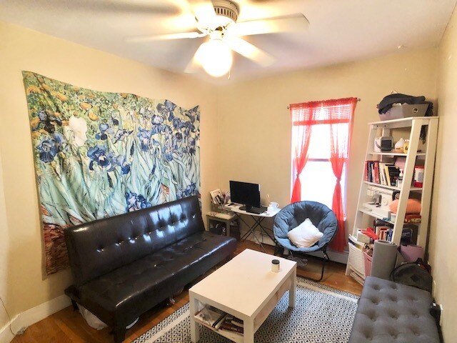 Building Photo - 135 Marcella St Unit 2