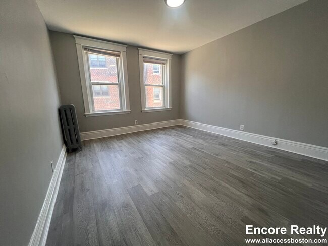 Photo - 902 Huntington Ave