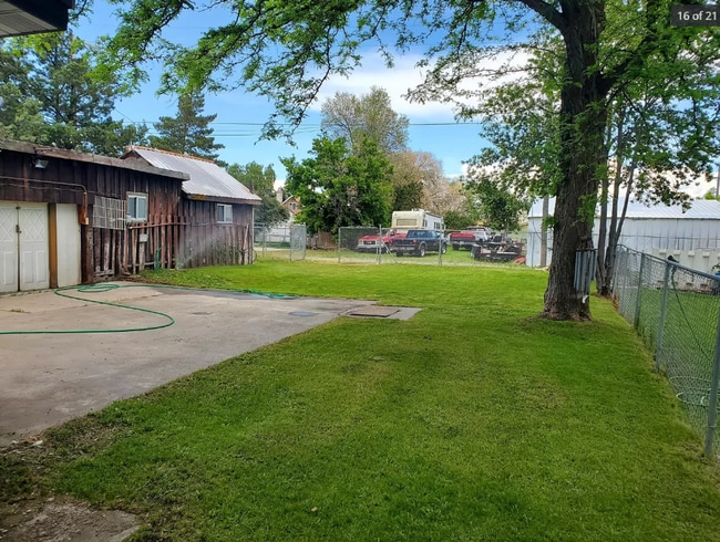 Photo - 2 Bedroom, Bonus Room, 1 Bathroom, Home For Rent in St. Anthony!  Fenced Yard, Covered Parking, W...