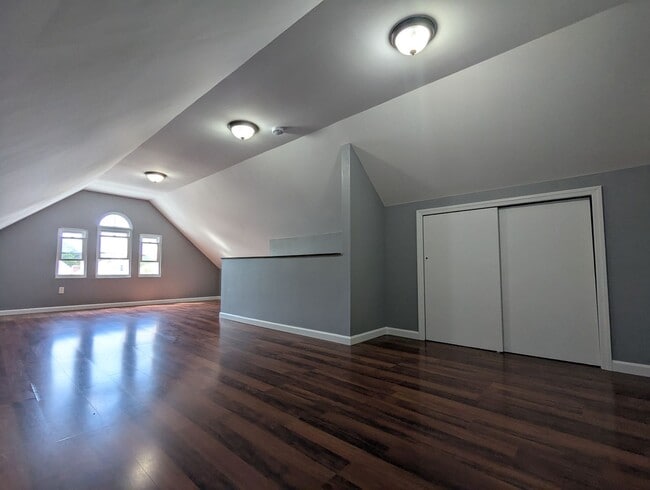 Building Photo - 69 Winthrop Ave Unit 2