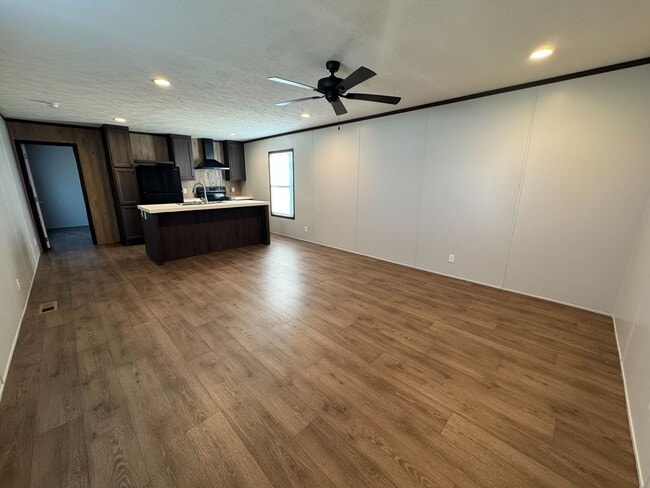 Photo - 103 Prairie Dr