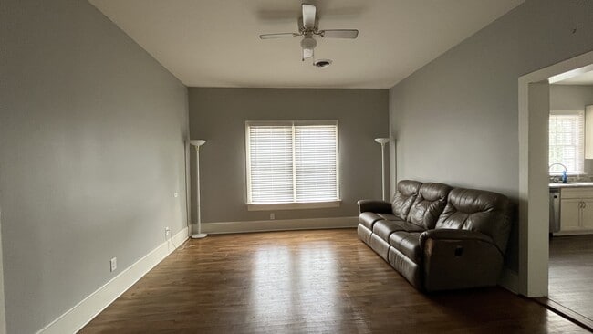 Photo - 815 S Brundidge St