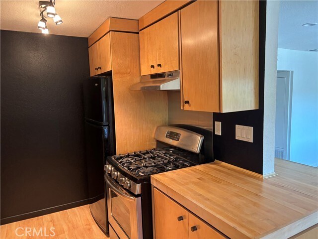 Photo - 1000 Central Unit 30