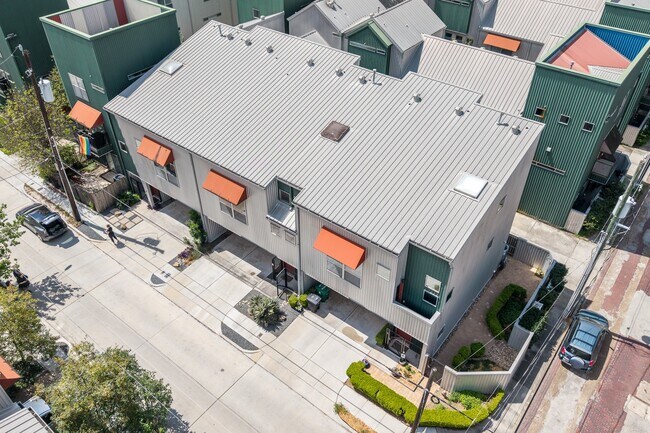 Photo - 1304 Arthur St