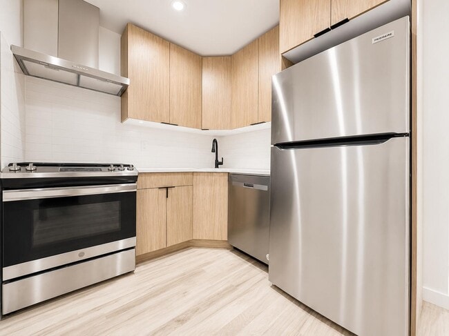Photo - 54 W 9th St Unidad 1
