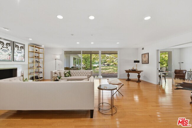 Photo - 4401 Nogales Dr