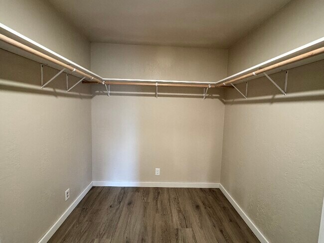 Photo - 202 Woodland Rd