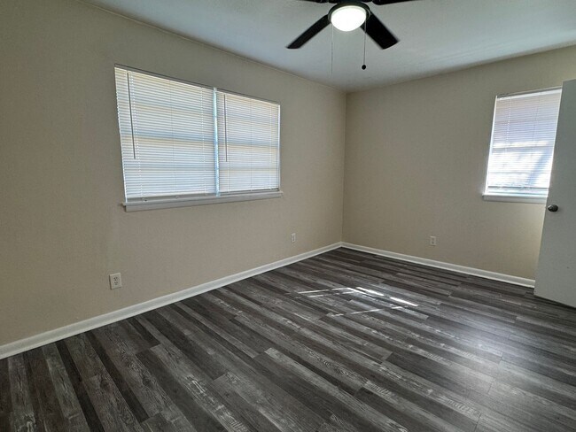 Photo - 2328 NW 46th St