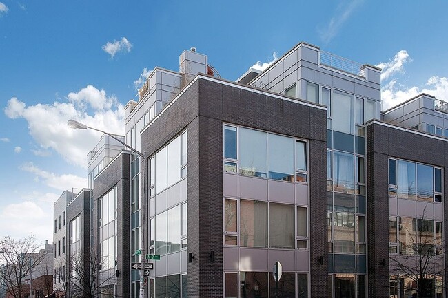 Photo - 120 N 7th St