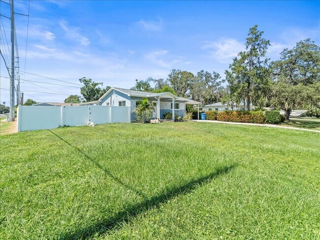 Photo - 2200 Capri Dr