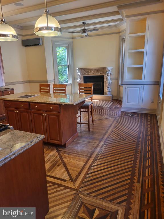 Photo - 2226 Delancey St