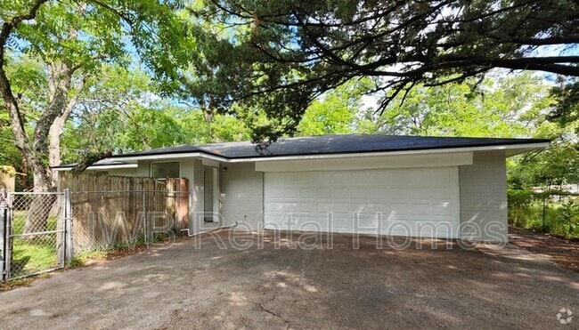 Building Photo - 5239 Potomac Ave Rental