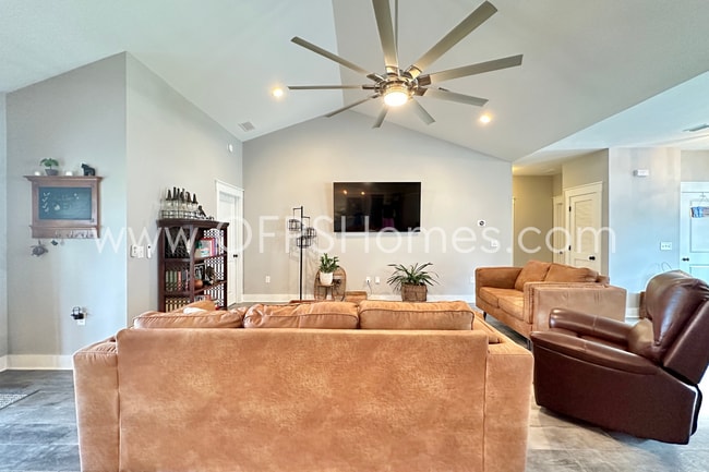 Photo - AVAILABLE! Modern 4BR Home - Beach & Base Proximity