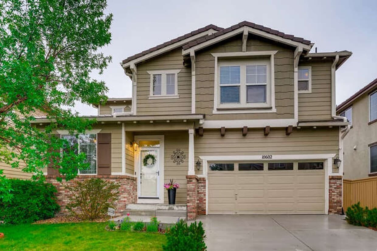 Evolve Real Estate: Meticulous Executive 4... - Evolve Real Estate: Meticulous Executive 4...