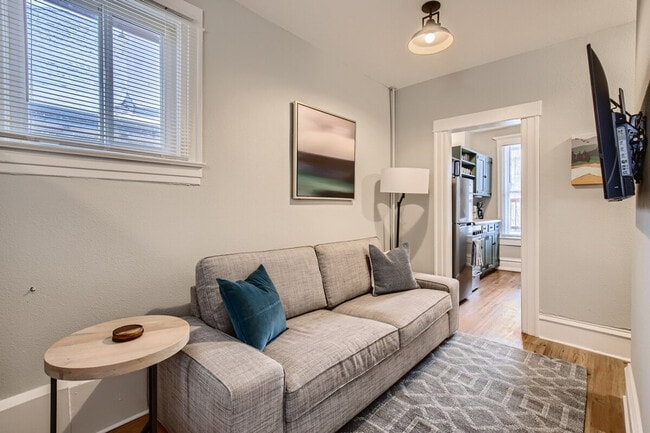 Building Photo - 1240 York St Unit SI ID1026269P