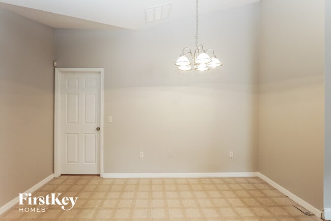 Photo - 3470 Heath Dr