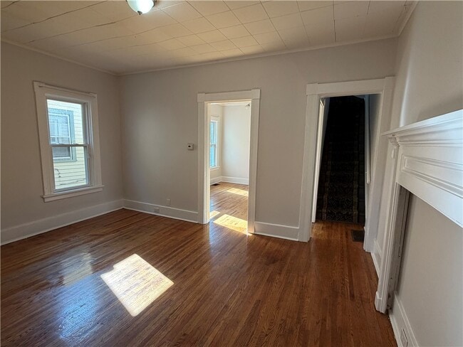 Photo - 223 Hamilton St