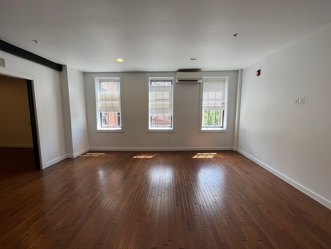 Photo - THE PORTLAND APARTMENTS