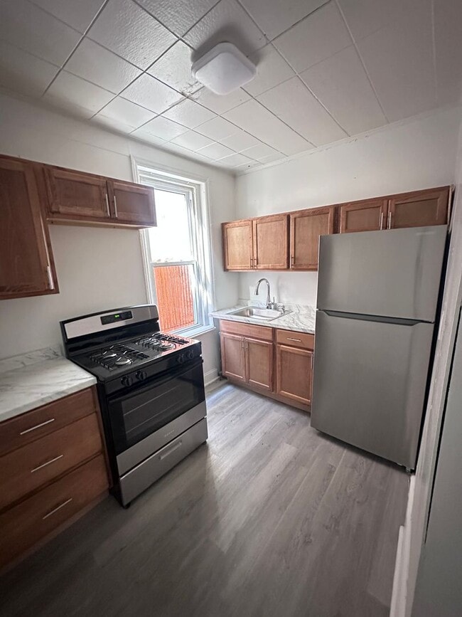 Photo - 5023 Walnut St Unit 3FL