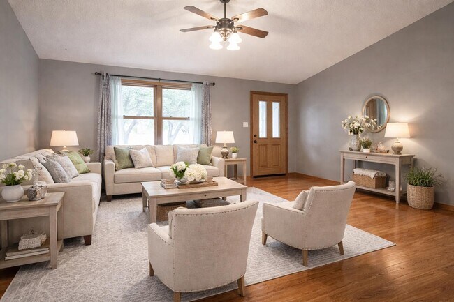 Photo - 1302 Look Out Ct