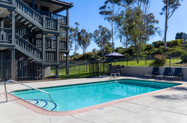 Photo - Vista Palms Apartments
