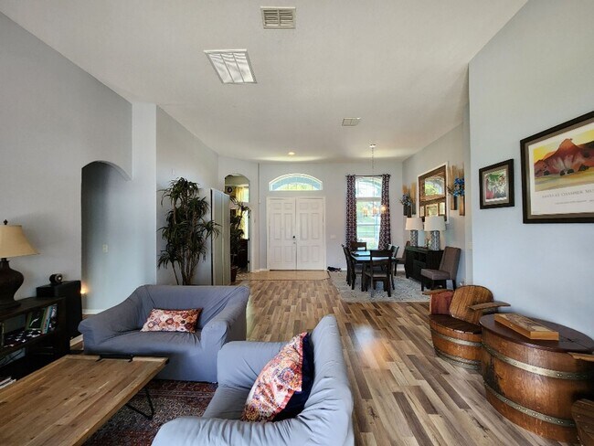 Photo - Beautiful 4 Bedroom 4 Bath Home In Ruskin