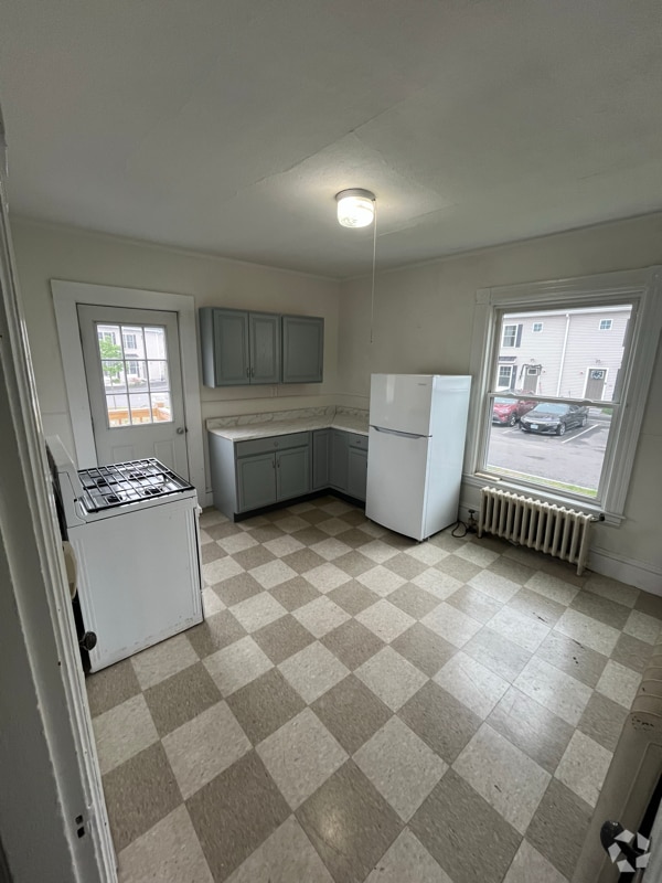 Building Photo - 408 Porter St Rental