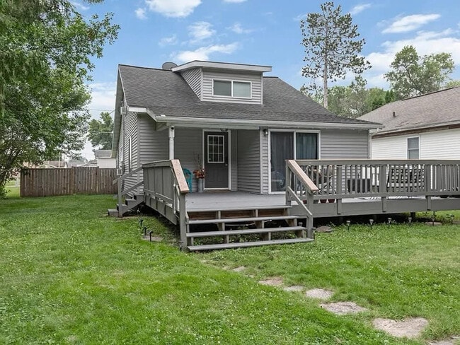 Building Photo - 306 Ekman Ave Rental