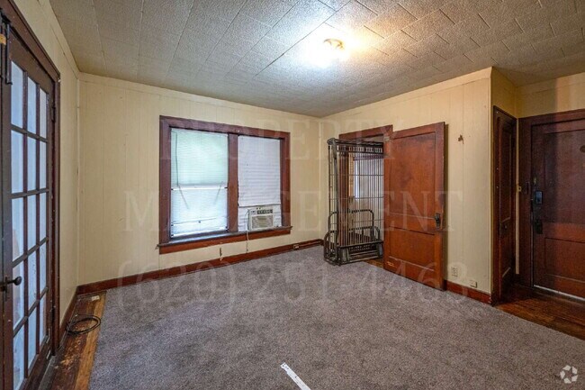 Building Photo - Studio Apartment - All Bills Paid Unit Apt. #09