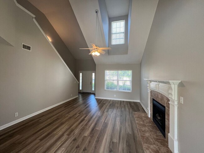 Photo - 1836 Antebellum Dr