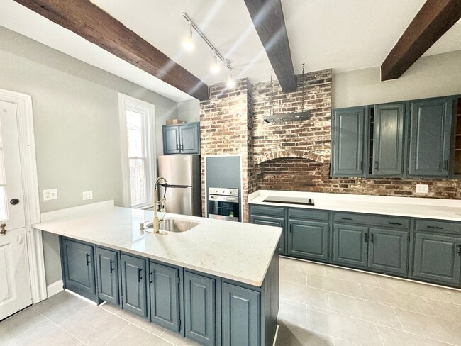 Photo - renovated 4 bedroom and 2 bathroom townhouse