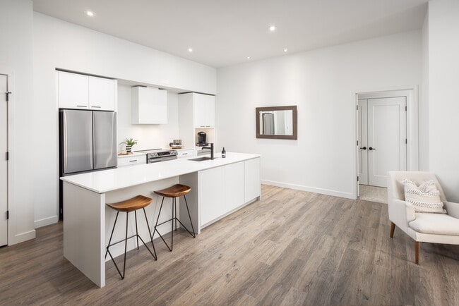 Photo - Boulder Commons