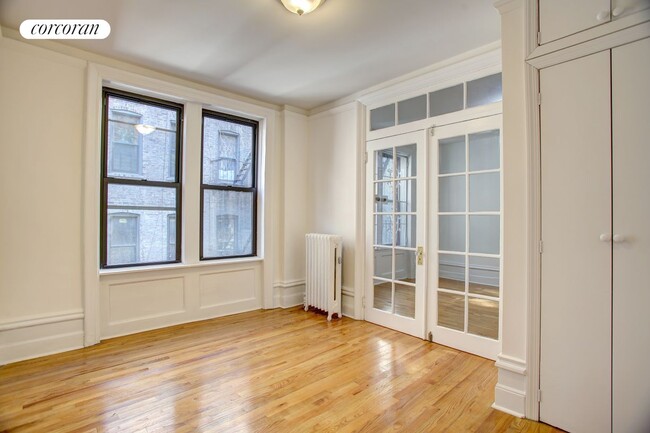 Photo - 511 W 169th St Apartamento