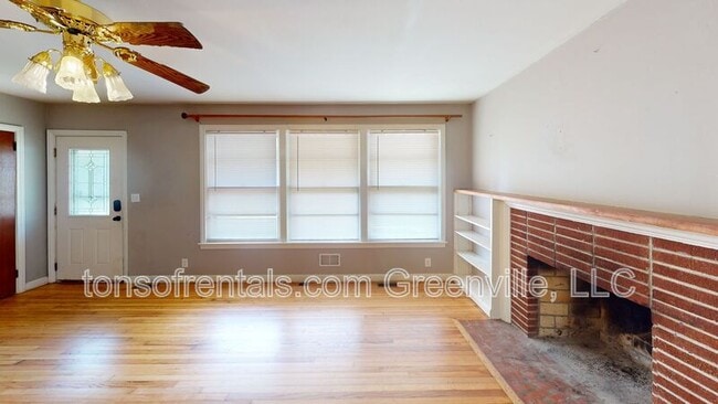 Photo - 23 Gurley Ave