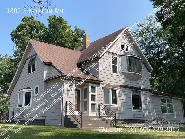 Photo - 1800 S Norton Ave