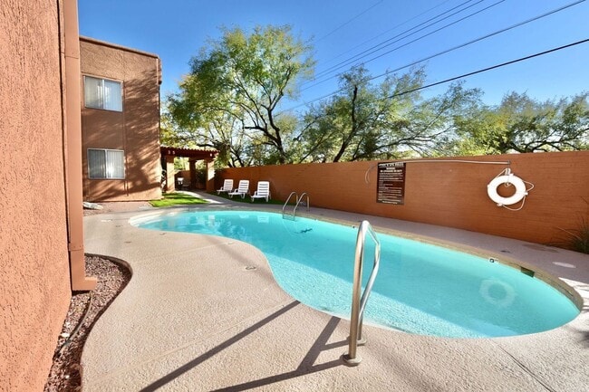 Photo - Acacia Gardens