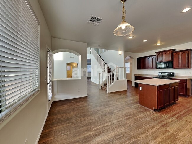 Photo - 17781 W Andora St