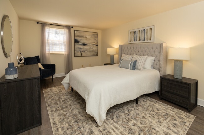 Hyde Park Apartments