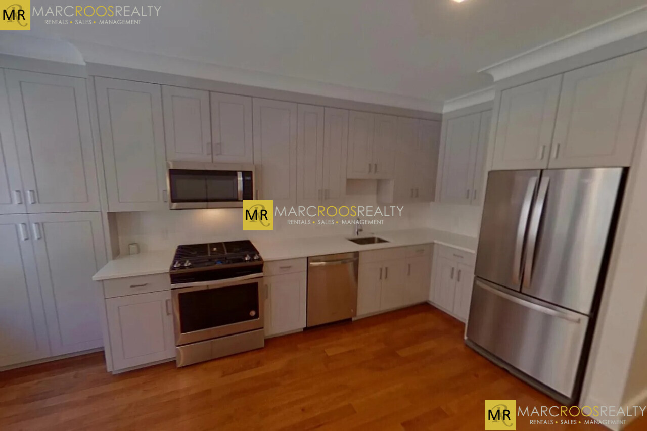 Photo - 11 Temple Pl Apartments Unit RW